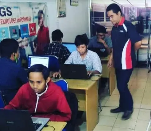 Dokumentasi pelatihan komputer dan teknologi digital